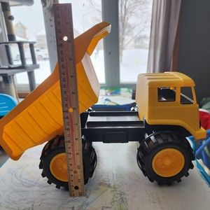 Yellow dump truck